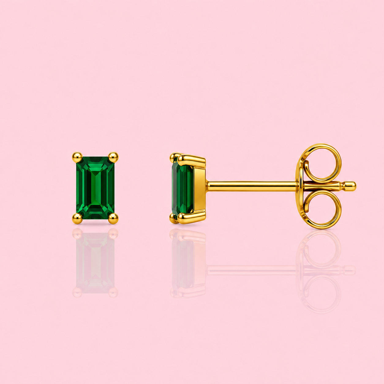Emerald sparkle studs
