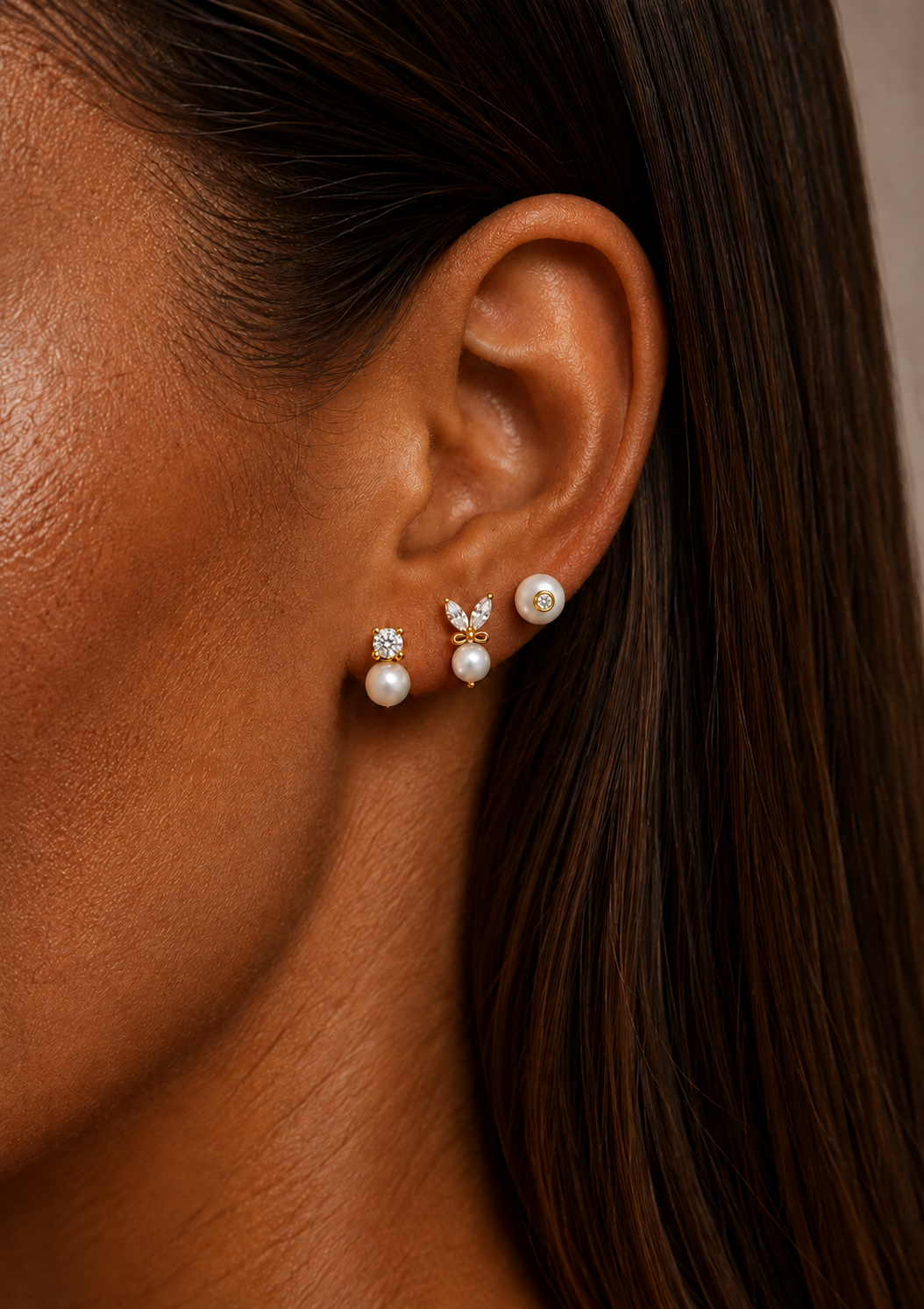 Crystal pearl stud