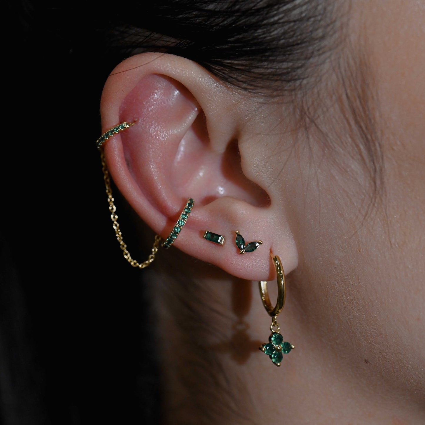 Double crystal leaf studs